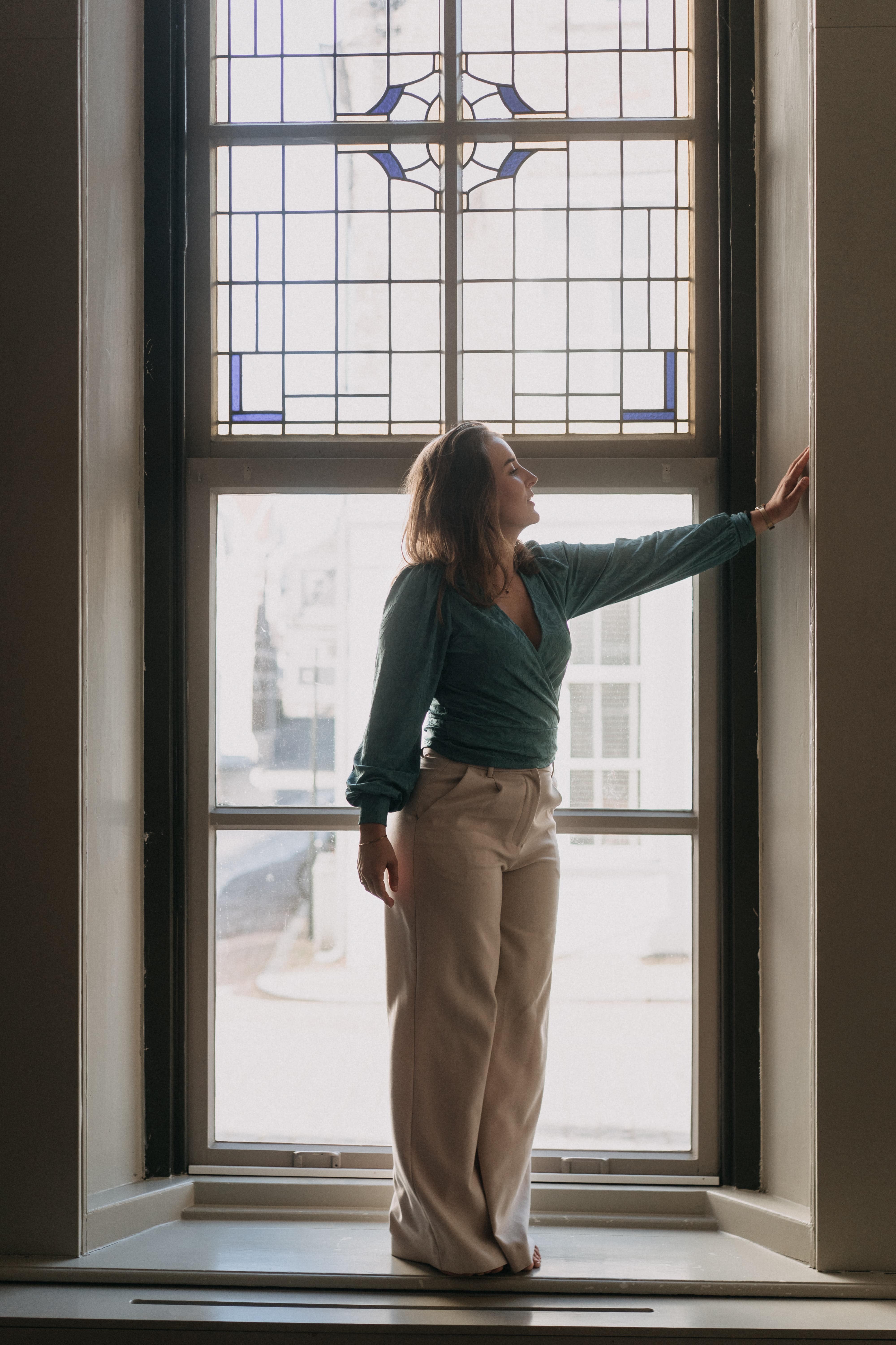 Elke Verbruggen fotografie-StudioVivendi-Simone-107-min trauma release therapie